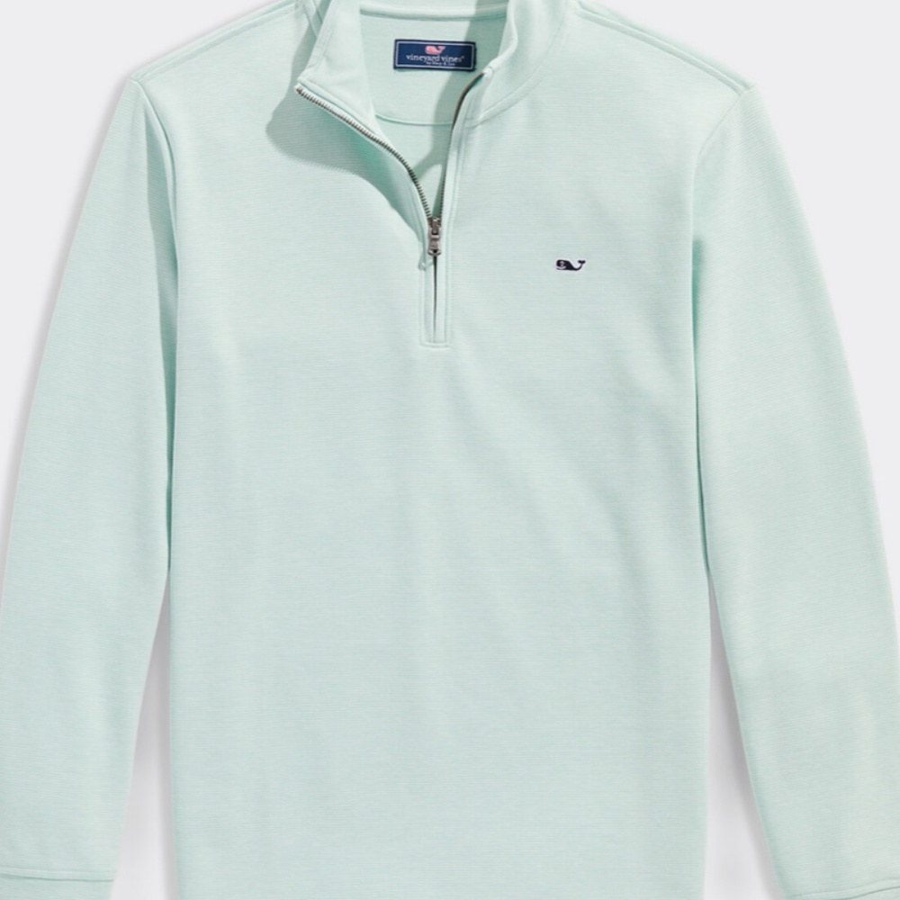Vineyard Vines aqua sky mens quarter-zip. Medium.